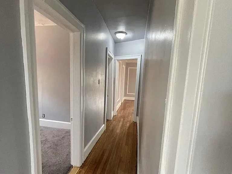 2286 Calvert St — Photo 8