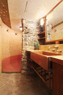 Rented by Corcoran | media 24