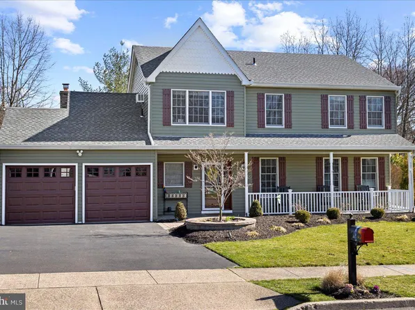 722 Paxson Ln, Langhorne, PA 19047