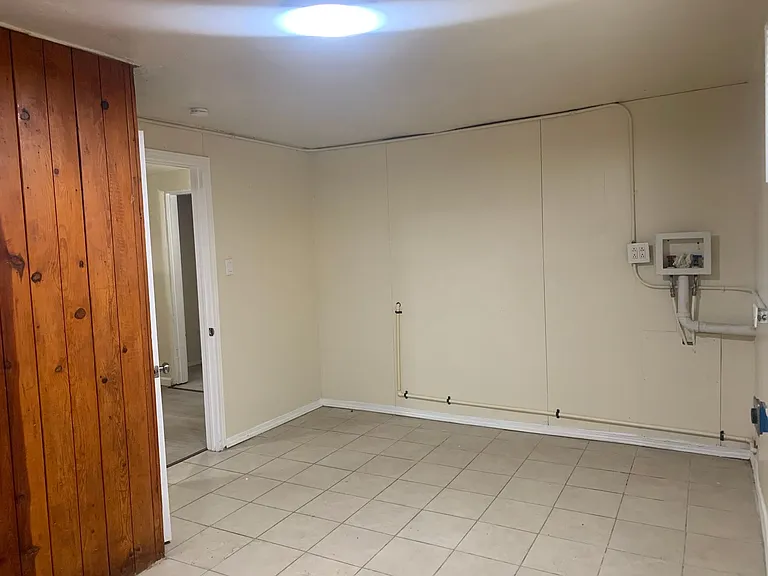 310 Charleston St SE — Photo 10