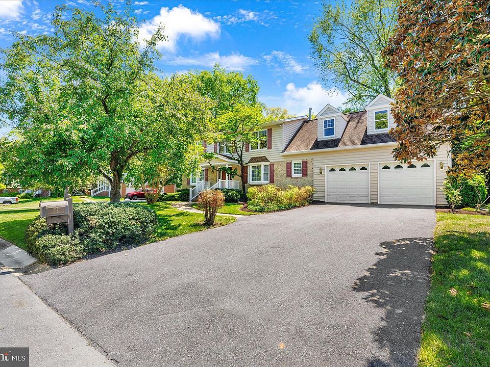 1st image of 317 White Plains Ct