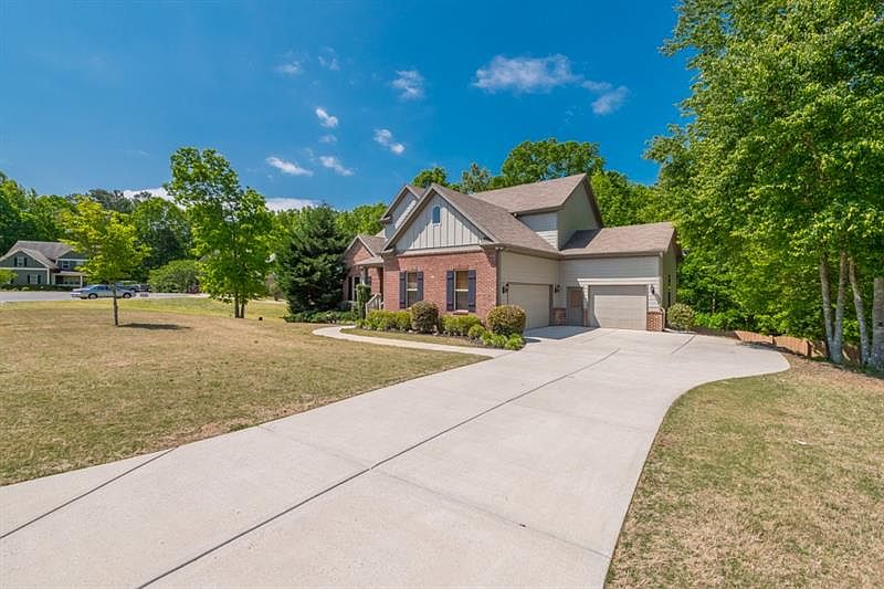1st image of 378 Dawson Manor Dr