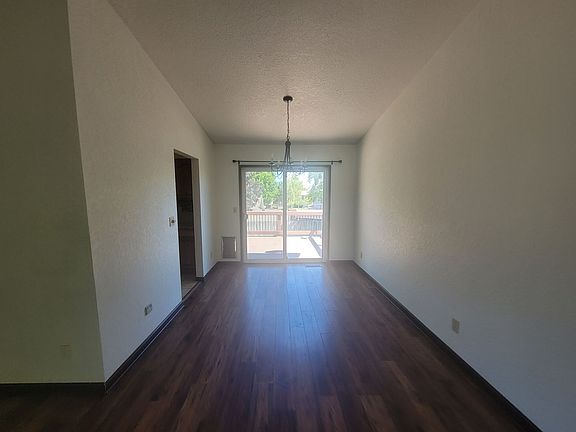 5th image of 8120 W Hood Ave