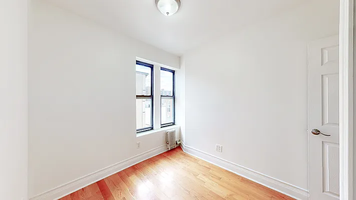 Rented by Oxford Property Group | media 8