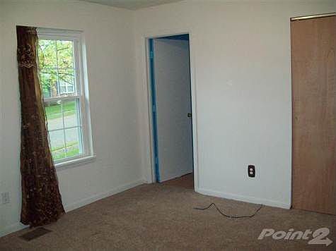 5th image of 102 Cedarcrest Ct