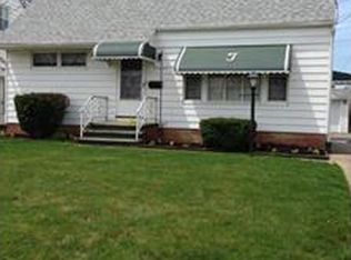 23841 Devoe Ave, Euclid, OH 44123