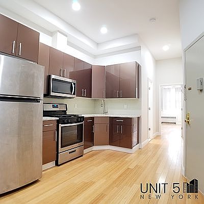 1st image of 16 Park St APT 1R