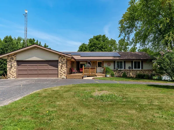 280 Knoll Rd, Belvidere, IL 61008