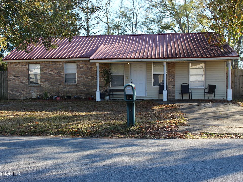 1st image of 2814 Criswell Ave