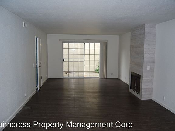 4th image of 4051 Haines St Unit 2