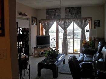 4th image of 515 Main St 311 #311