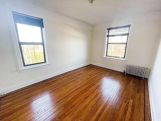 5th image of 44-15 43rd Ave #6
