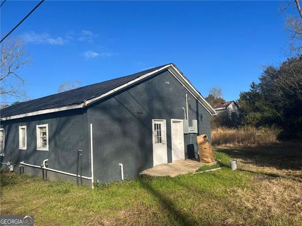 904 Ash St NE, Dawson, GA 39842