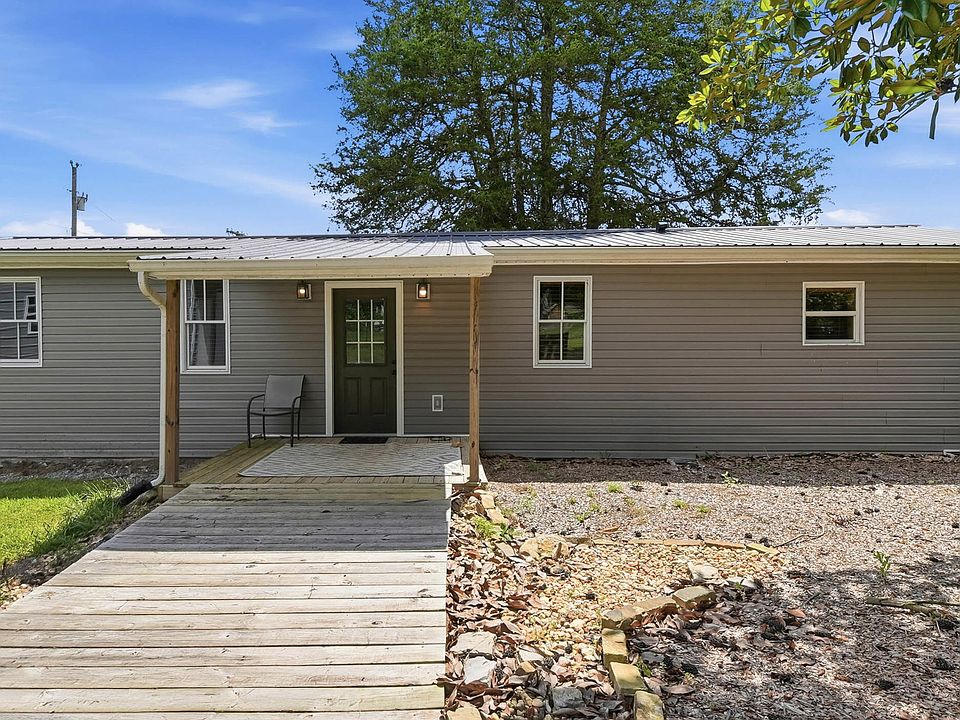 1st image of 132 Burketts Chapel Rd
