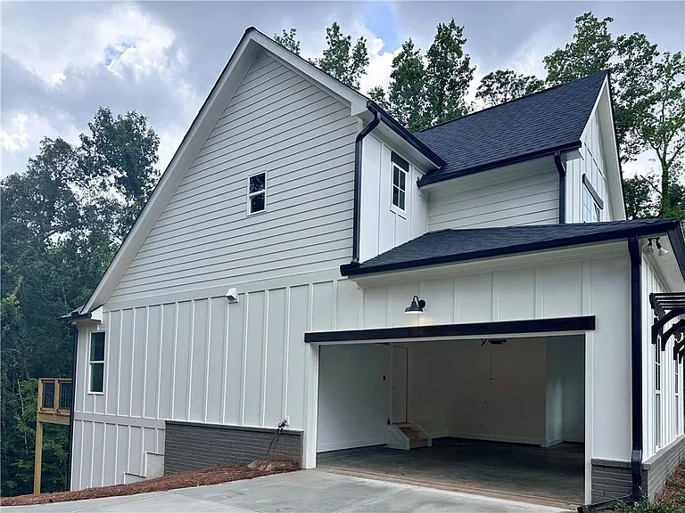 6312 Woodstock Rd — Photo 40