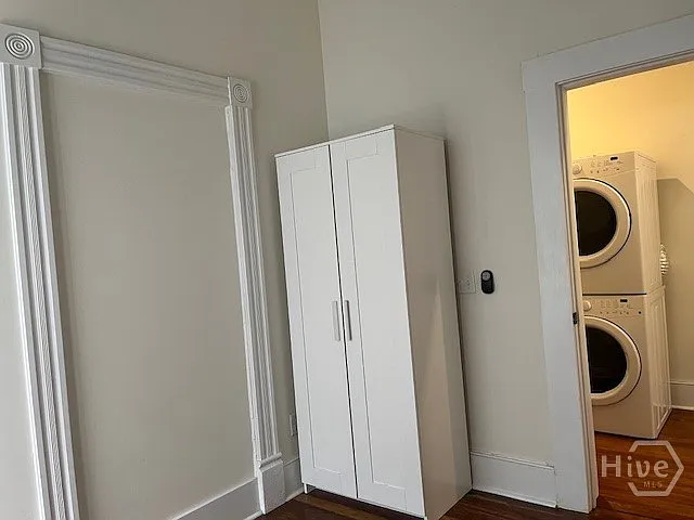 1313 Whitaker St #D — Photo 8