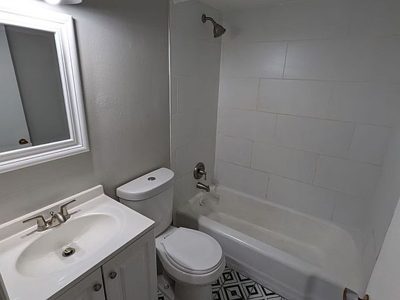 5th image of 2492 N Murray Ave APT 208