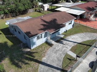 2453 NW 175th St, Miami Gardens, FL 33056