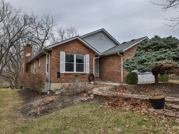 5254 Woodcliff Ct, West Chester, OH 45069