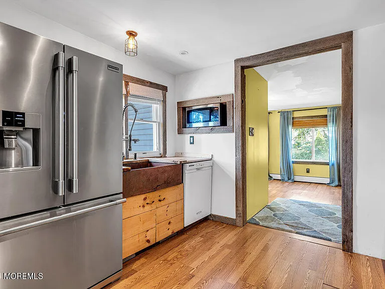 105 Longfellow Ave — Photo 12