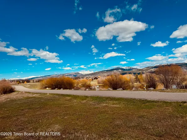 6388 Fox Springs Dr, Victor, ID 83455