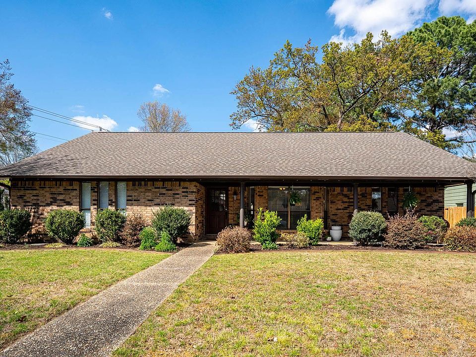1st image of 104 Country Club Rd