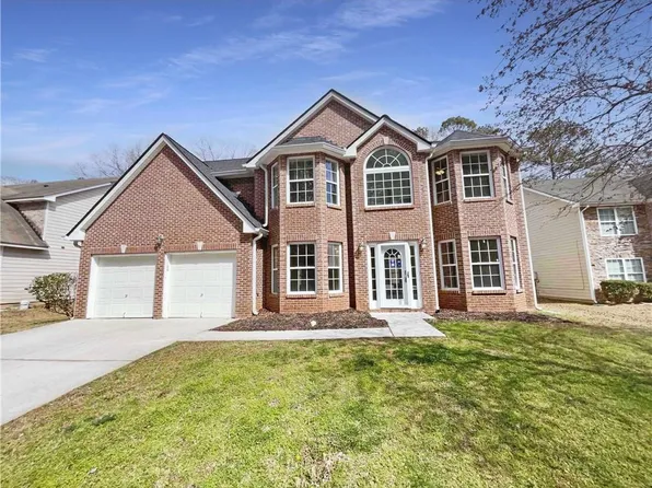 624 Ironstone Dr, Fairburn, GA 30213
