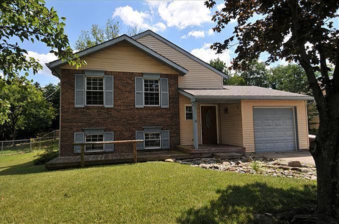 1st image of 8426 Pheasant Dr