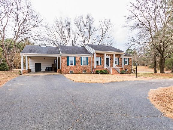 3rd image of 7348 Lexington Dr