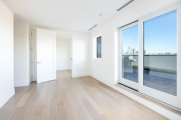 Rented by Owner | media 11