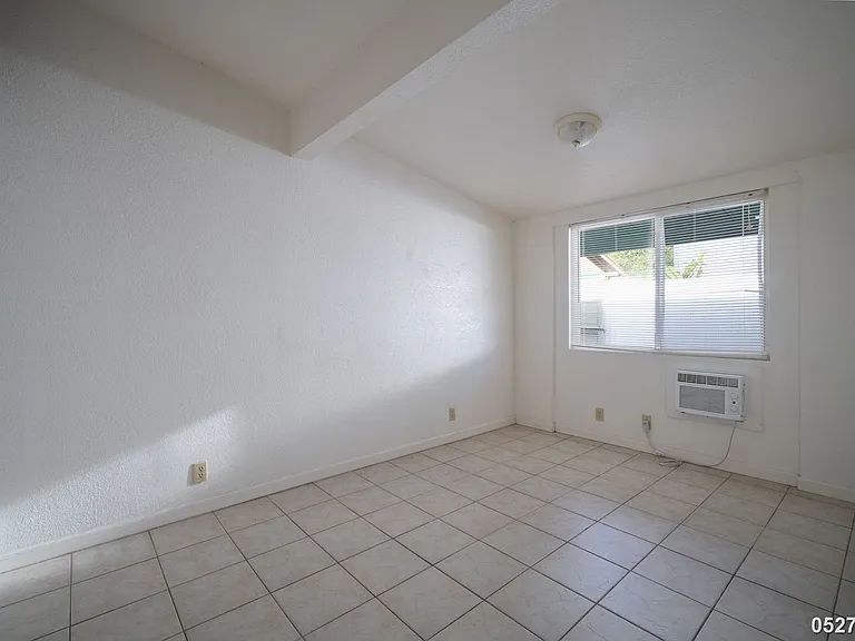 68-058 Akule St #D — Photo 9