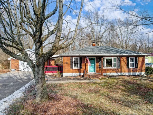 5940 Lake Rd, Morrow, OH 45152