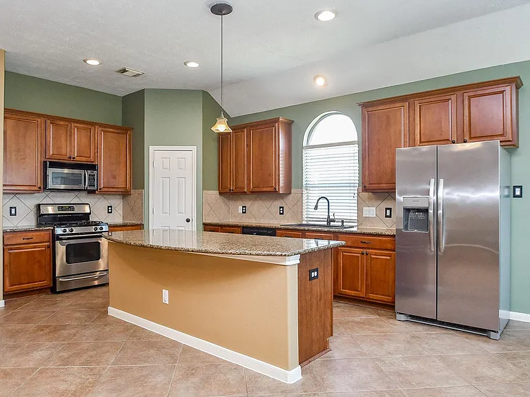 22606 Blanefield Ct — Photo 8