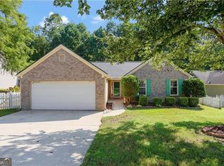 5745 River Ridge Ln, Sugar Hill, GA 30518