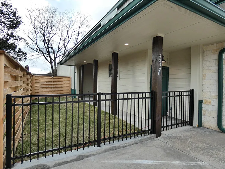 4832 FM 2218 Rd #B — Photo 4