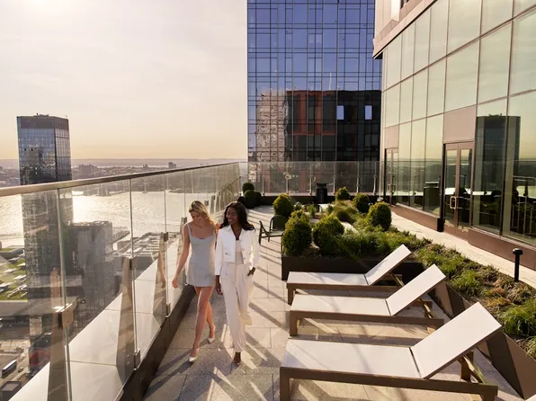 550 10th Avenue image 13 of 15