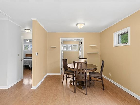 5th image of 9239 Kedvale Ave