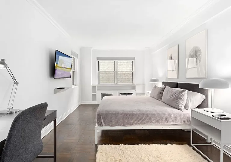 301 E 66th St #2-C — Photo 3