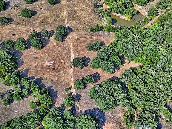 2nd image of 384 Red Oak Hills Rd