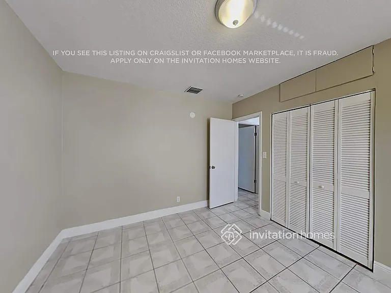 6435 SW 32nd St — Photo 12