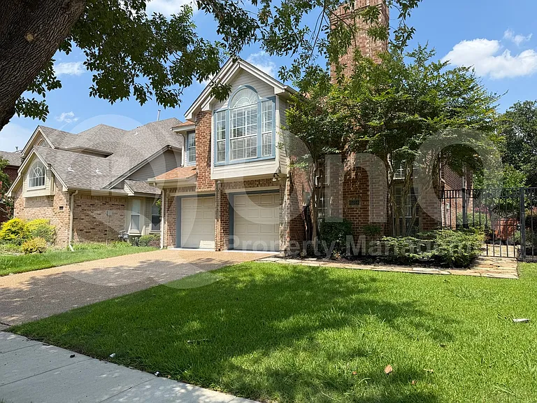 9010 Cumberland Dr — Photo 2