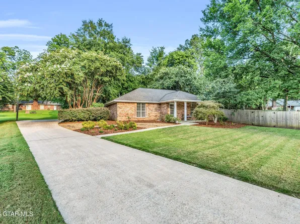 112 Shawnee Ct, Starkville, MS 39759