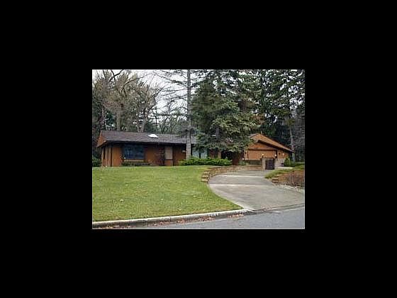 1st image of 1445 W Delta Dr