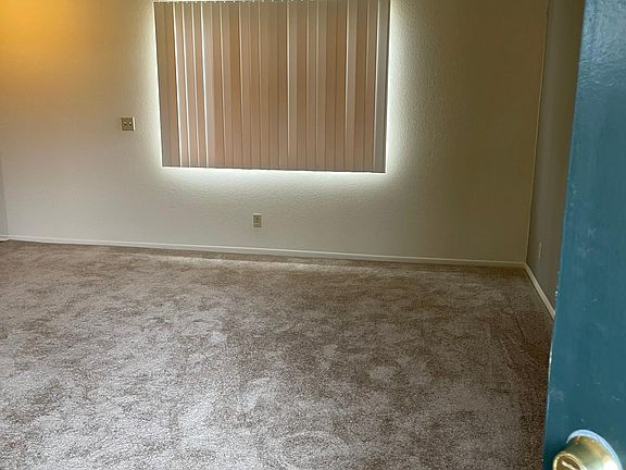 3rd image of 14118 Cordary Ave #32