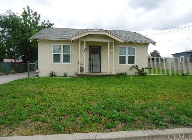 1st image of 402 S 4th Ave
