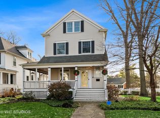 2712 Harrison St, Evanston, IL 60201