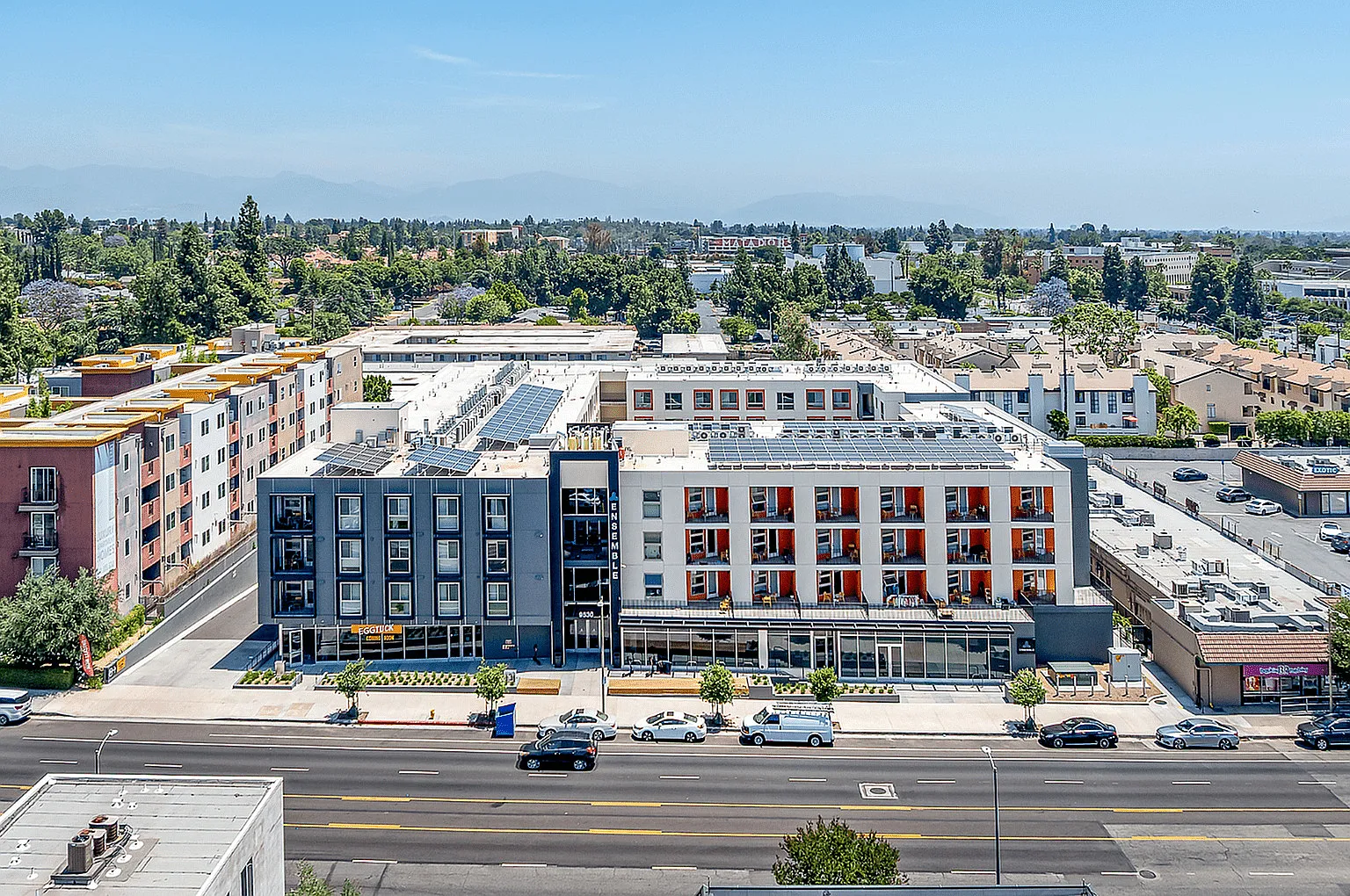 Ensemble at Northridge — Photo 2