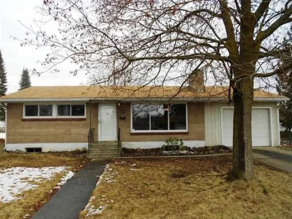 5712 N Moore St, Spokane, WA 99205