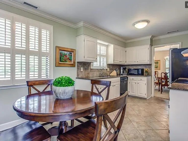 Breakfast Nook (prior to installing new countertops and new appliances)