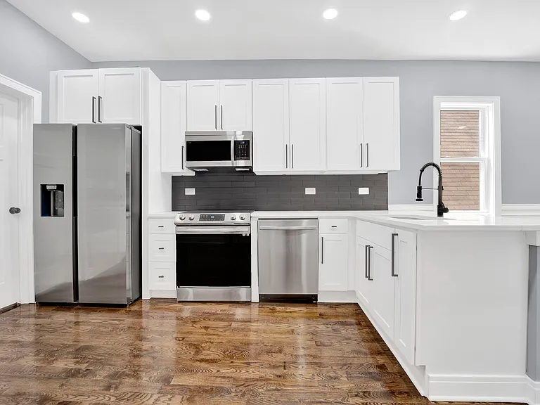 1821 N Kedvale Ave #1 — Photo 7